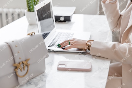 DS_BoldOfficeCollection_WM_12
